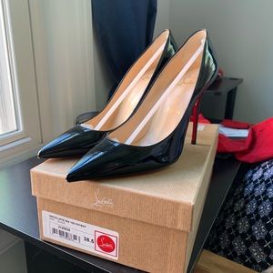 Authentic Christian Louboutin Décolleté 554 Patent
